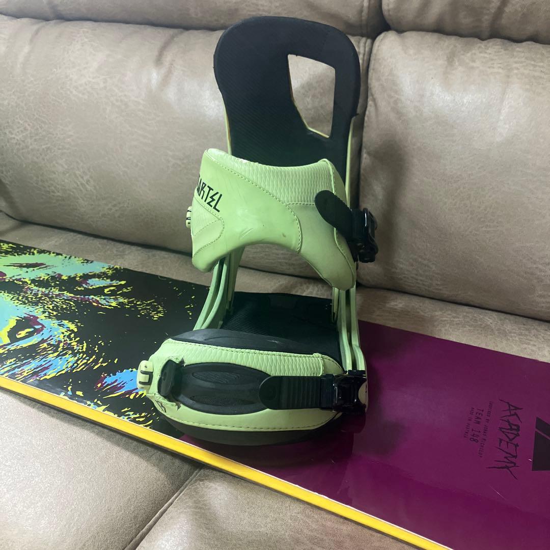 ACADEMY TEAM 148 × BURTON CARTEL M