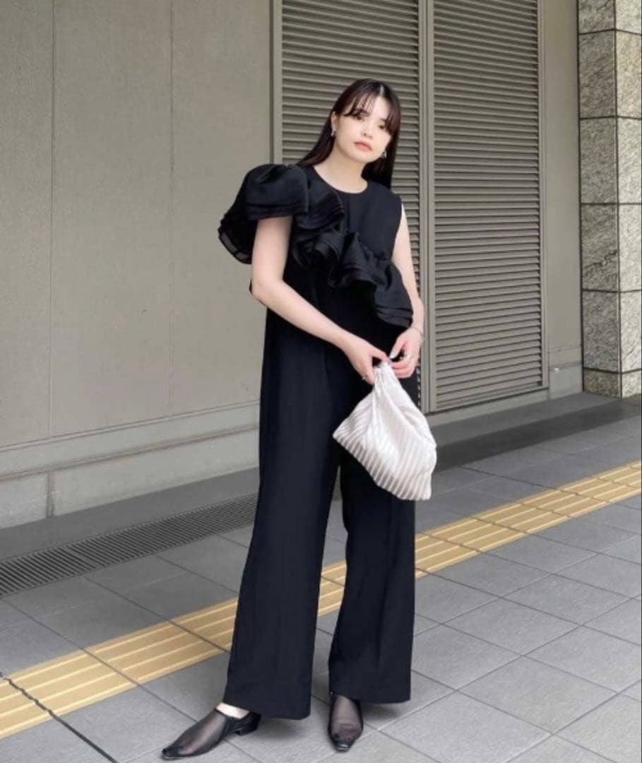 由美子Ameri FRILL ROMPERS