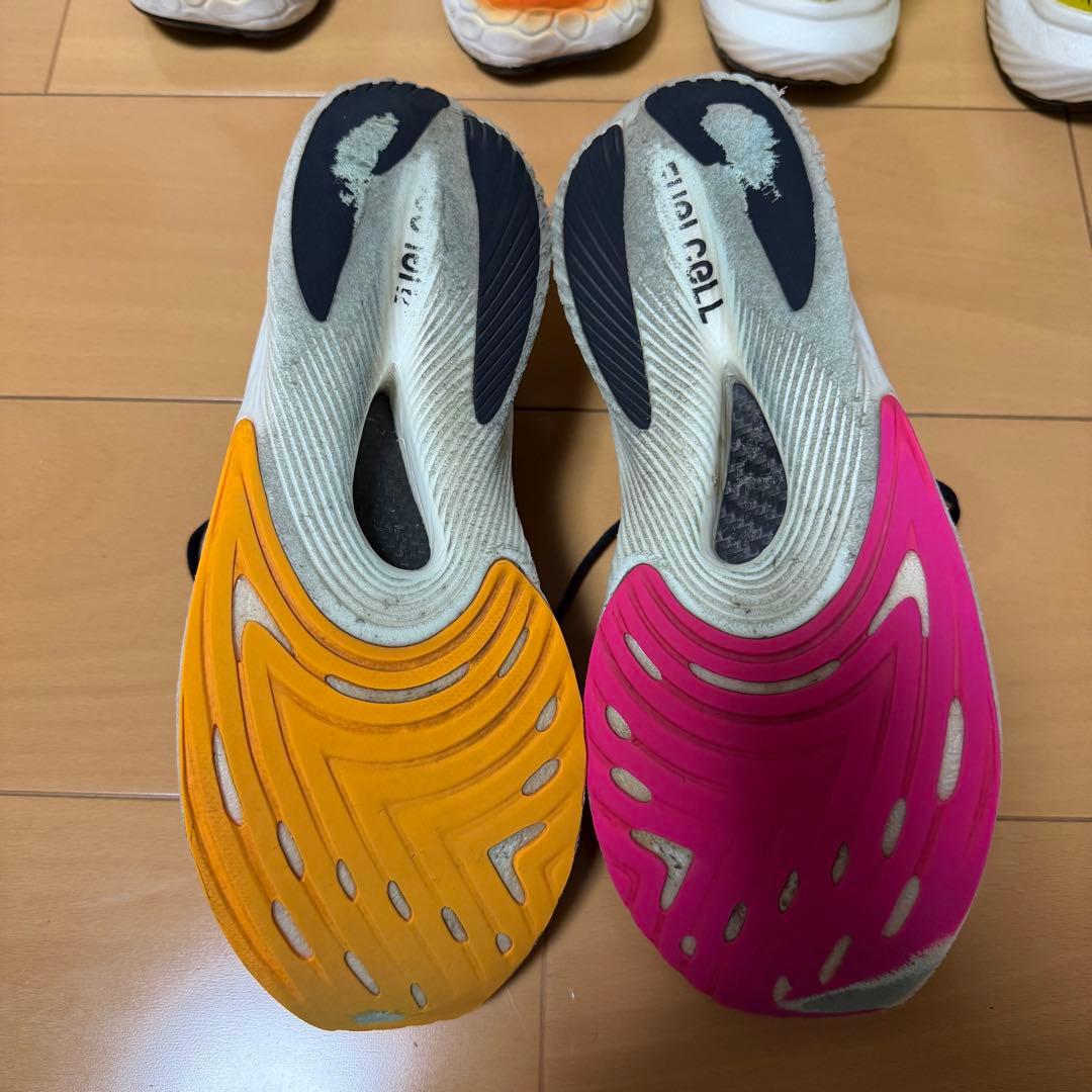 ニューバランス ランニングシューズ 4点セット 27cmの方オススメ