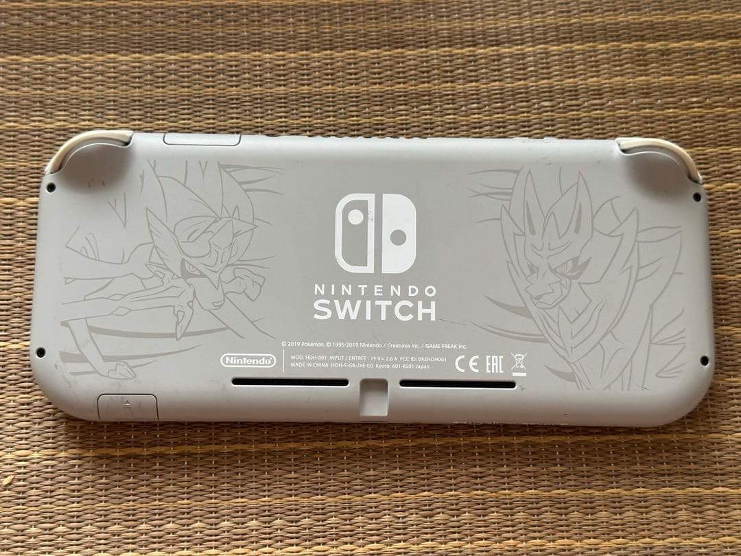 任天堂 Switch Lite 本体　ポケモンモデル