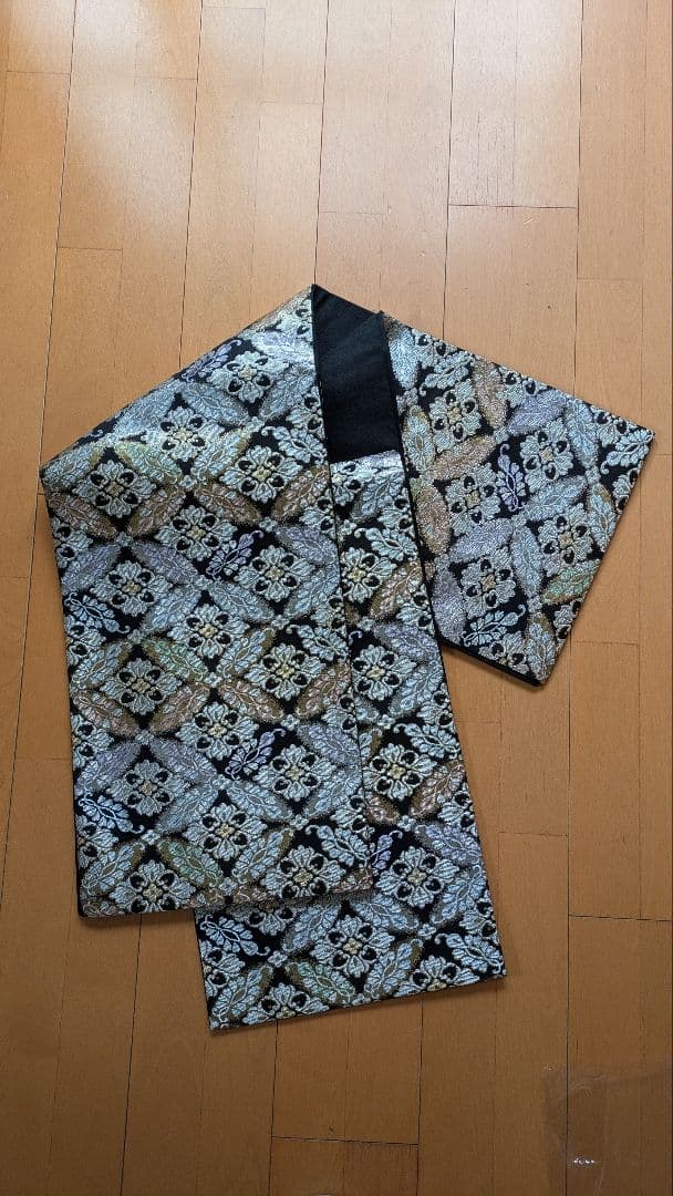 プロフ必読☆大光謹製☆阿木燿子さん着用