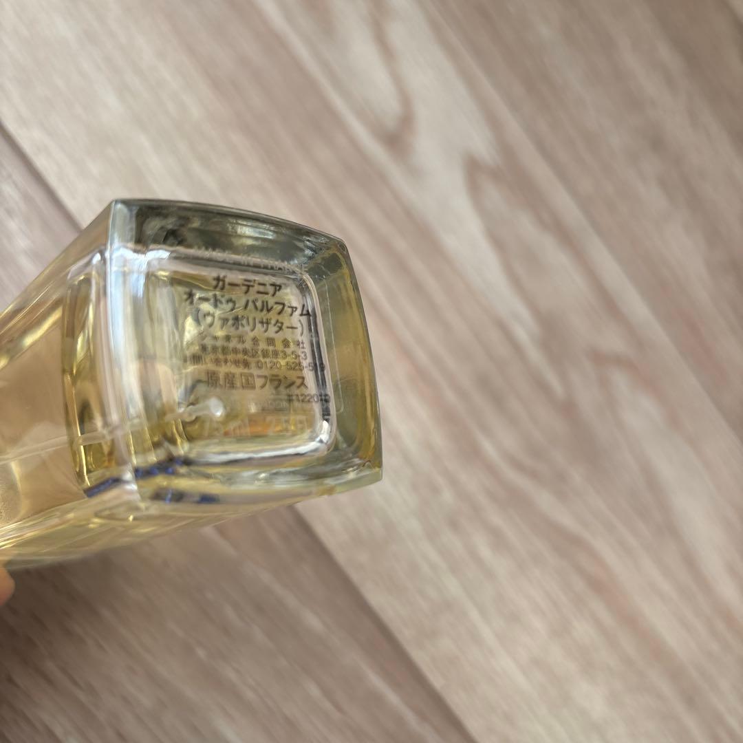 CHANEL GARDENIA 香水プルちゃん