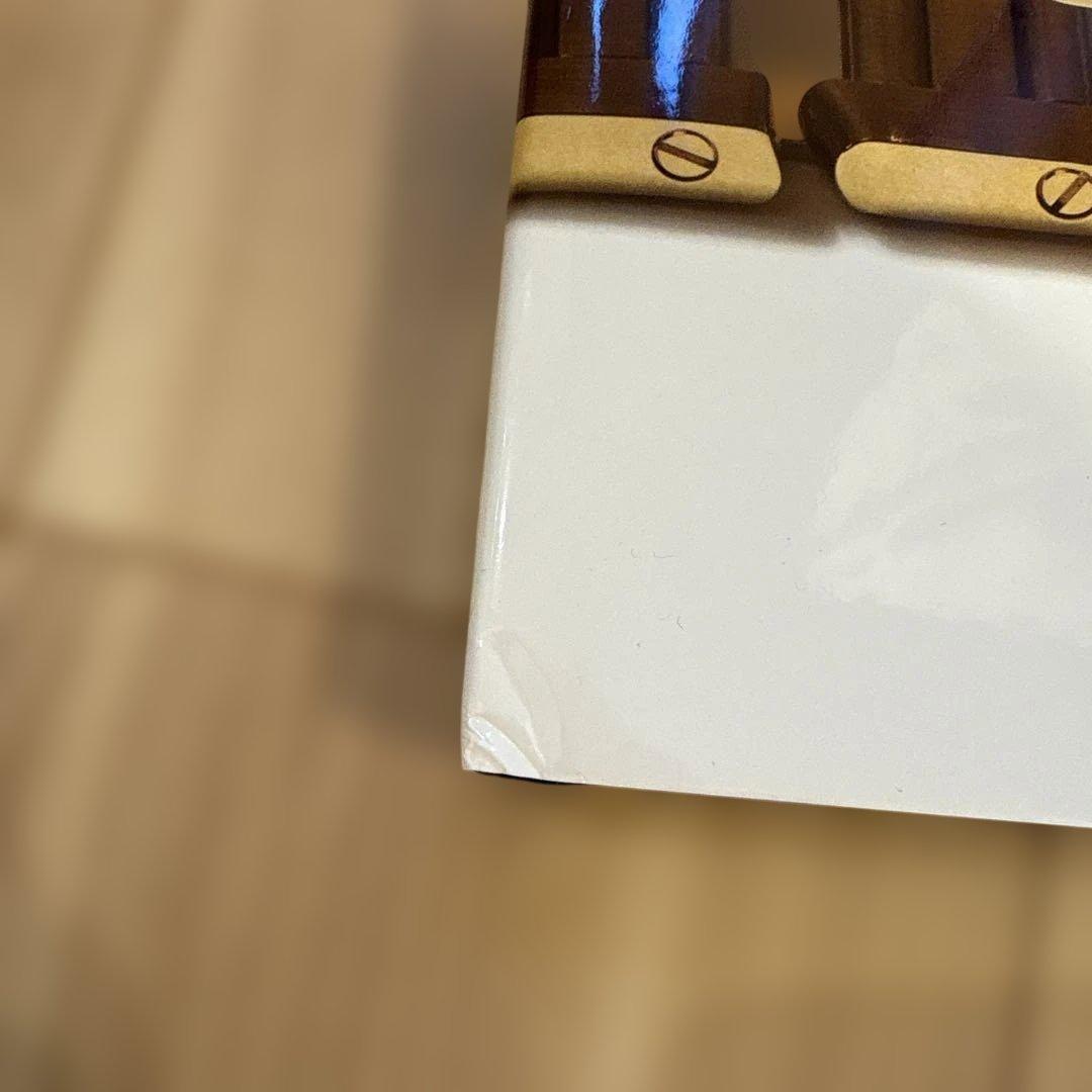 希少本｜カルティエ 伝説の時計「タンク」—歴史と魅力を網羅した名著　日本語版