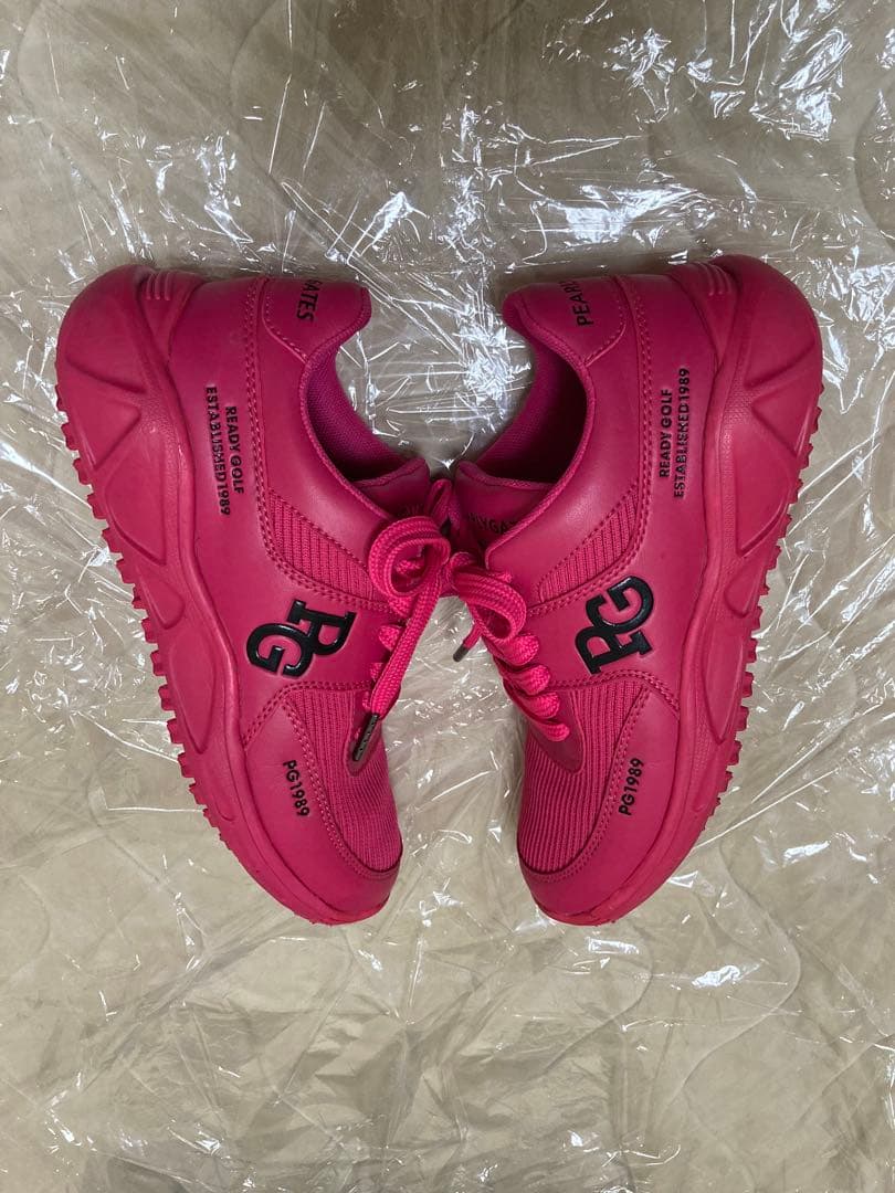 美品　パーリーゲイツ　ゴルフシューズ　レディース23センチ　スパイクレス　ピンク