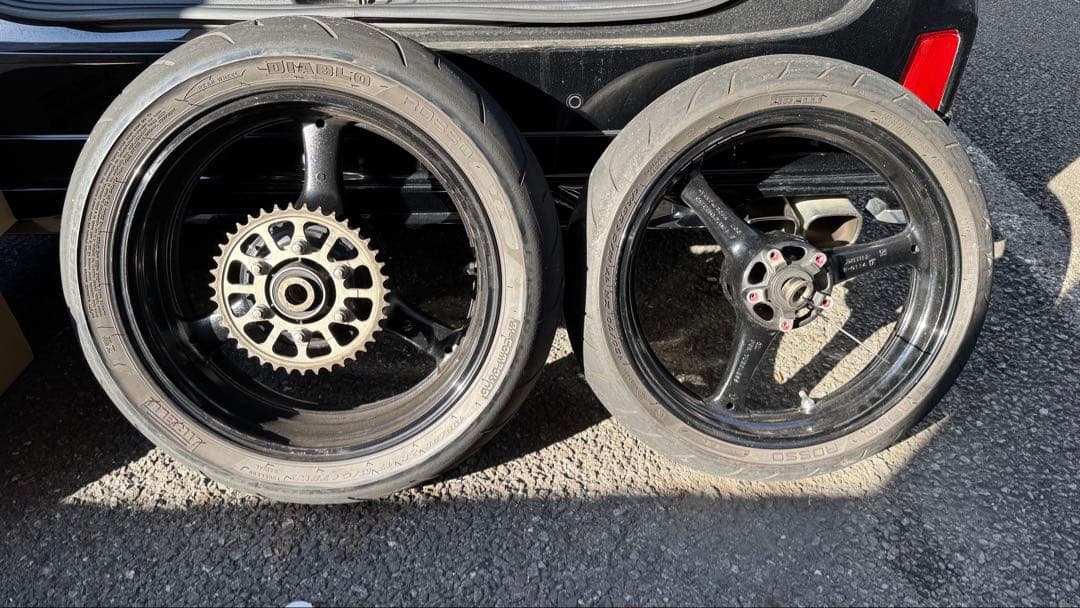 タ*ゴ様 ZX10R ホイール