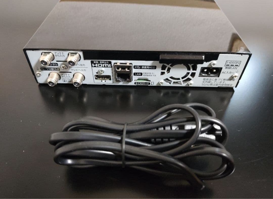 PanasonicHDレコーダー付ポータブル地上BSC UN-10T7-W 防水