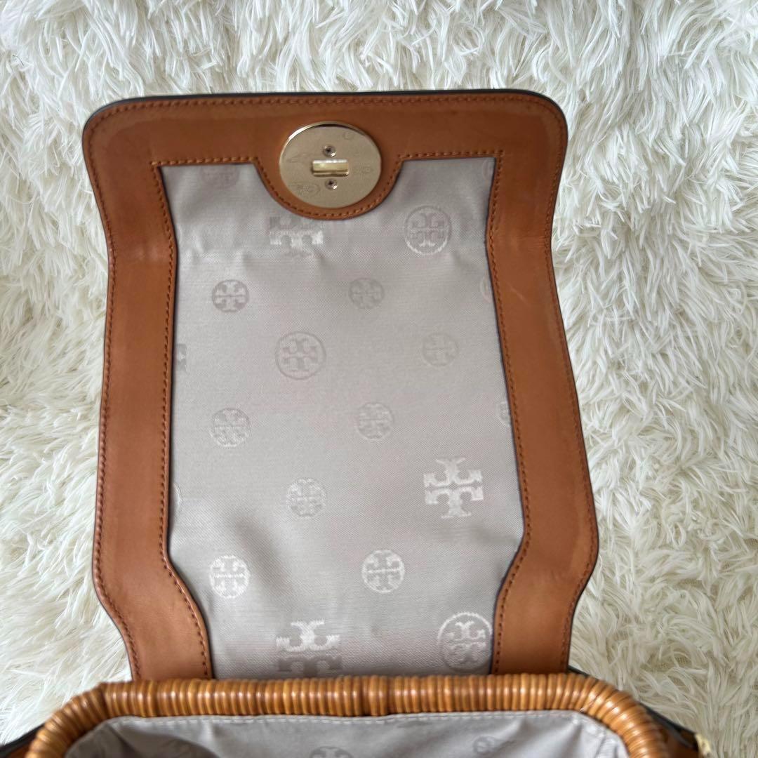 トリーバーチ かごバッグ ハンドバッグ バッグ　ナチュラルラタン