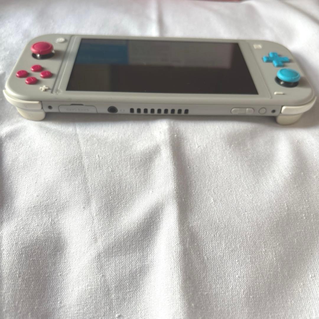 Switch Lite ポケモン　限定版