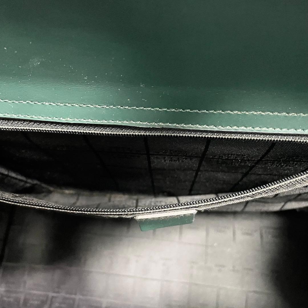 セリーヌ 馬車金具 レザー トートバッグ 大容量 多機能 A4可 グリーン 希少