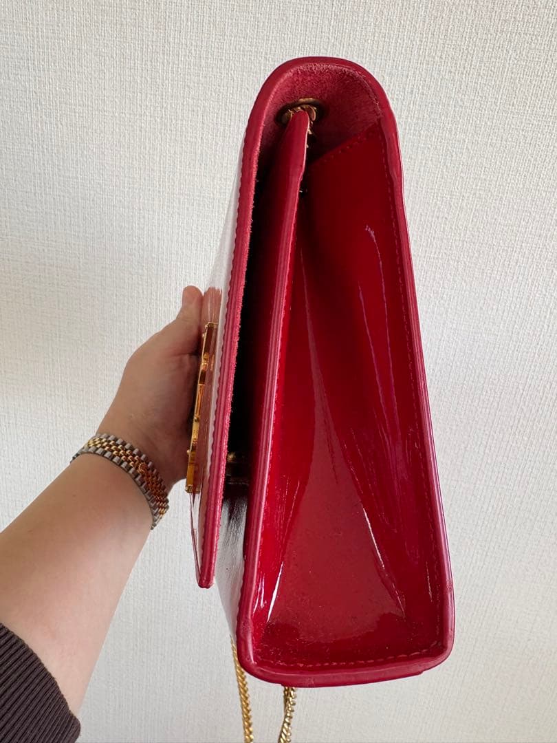 yslチェーンバッグ未使用