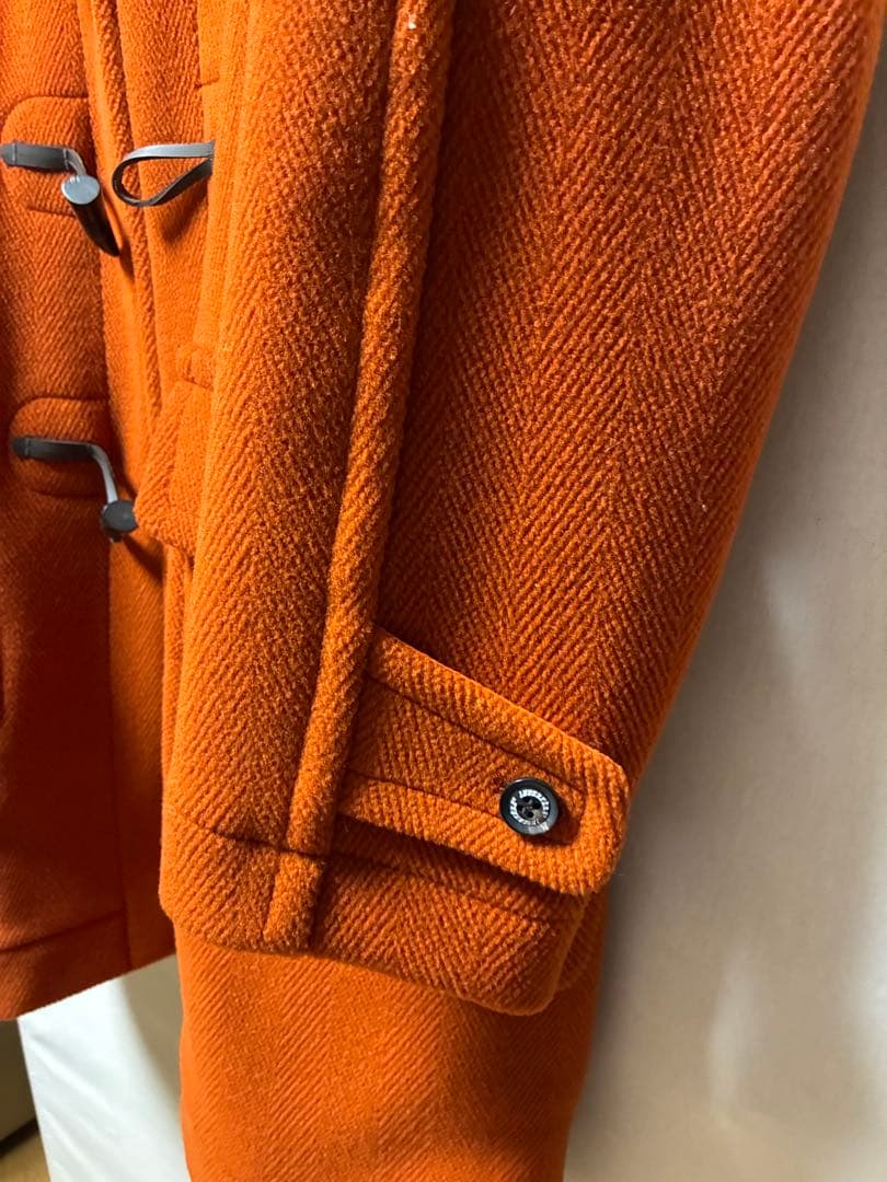 インバーティア ダッフルコート オレンジ