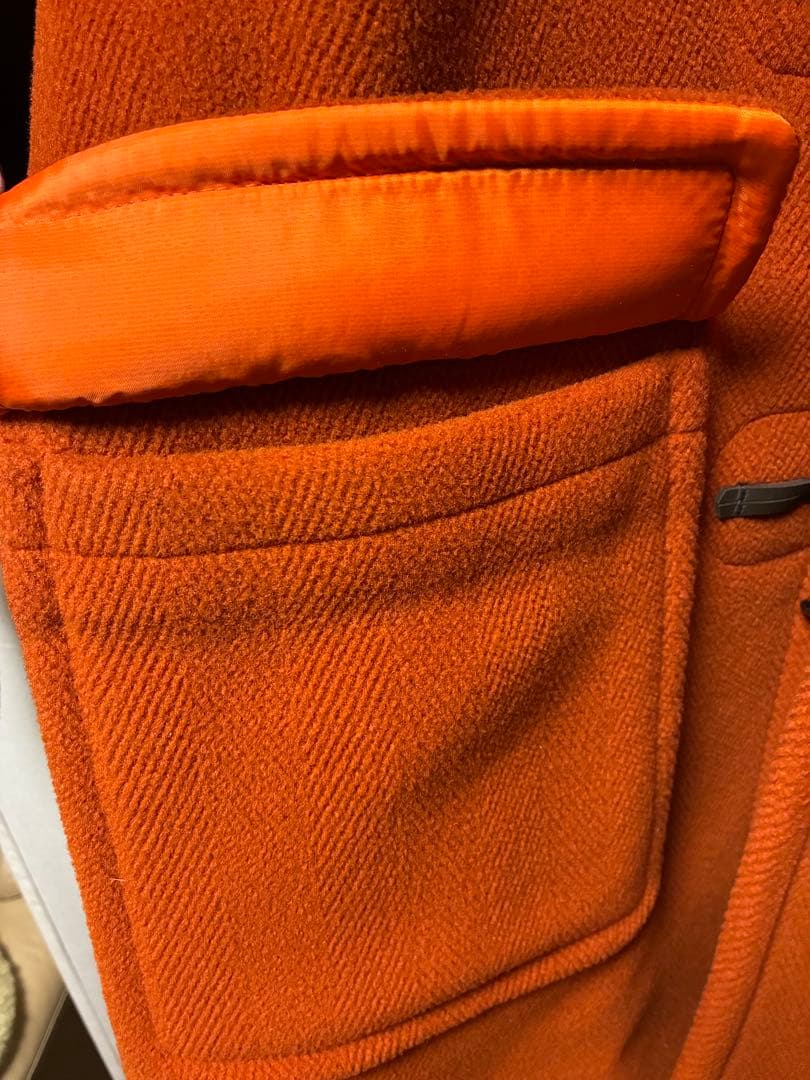 インバーティア ダッフルコート オレンジ