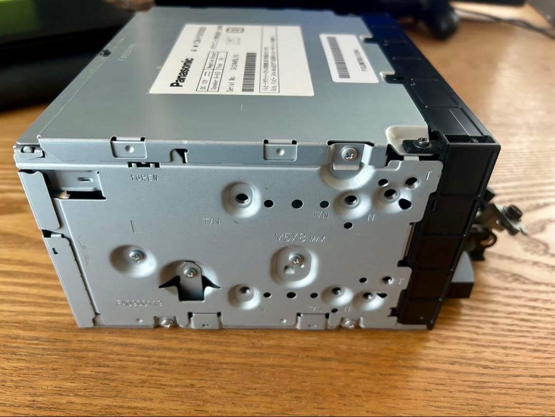 Panasonic CN-F1X10LD カーナビ　中古