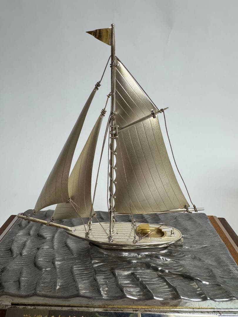 ケ*ン様 銀製　金属製帆船模型 木製台座付き