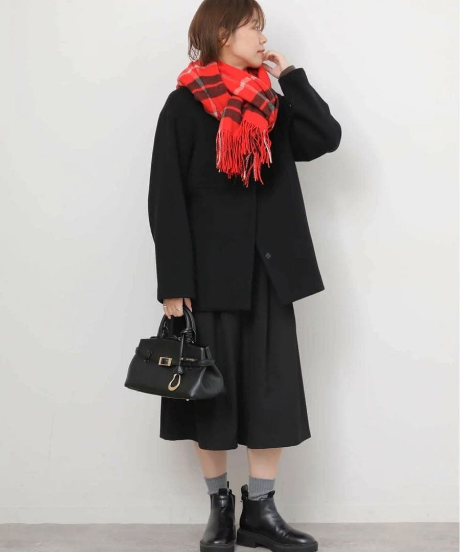 ツイードミルチェックストール　レッド　新品タグ付き