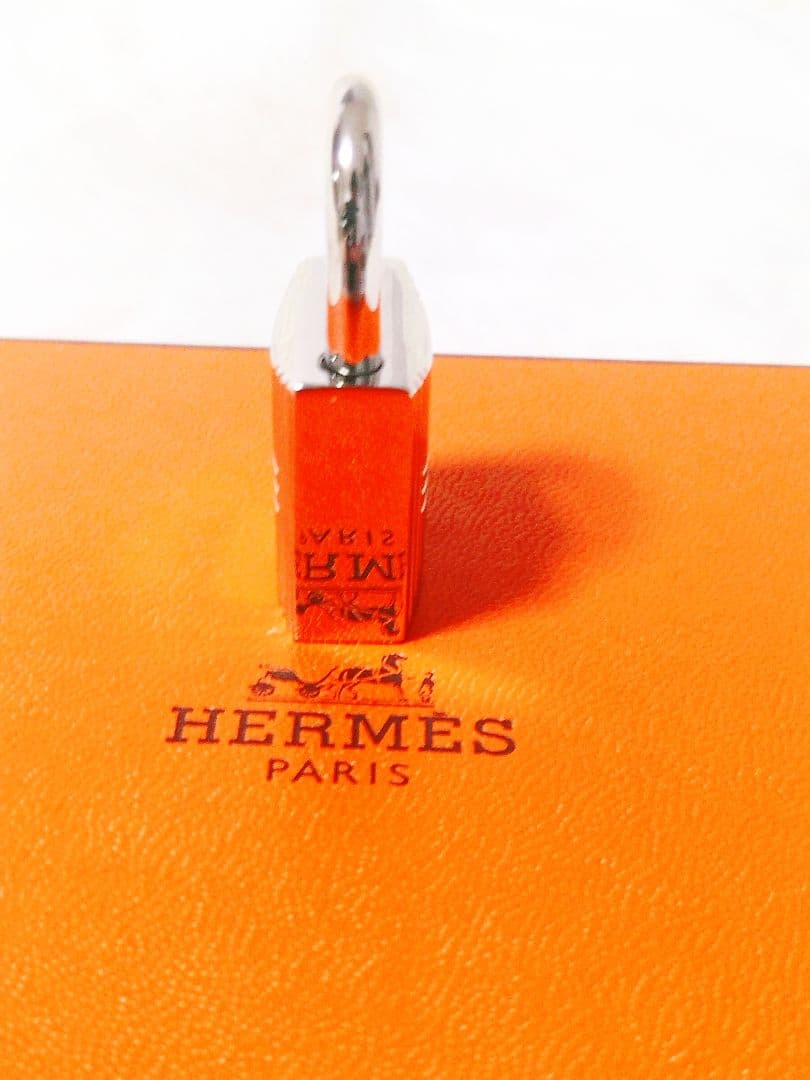 【美品】 HERMES エルメス カデナ南京錠パドロック　鍵1ケ