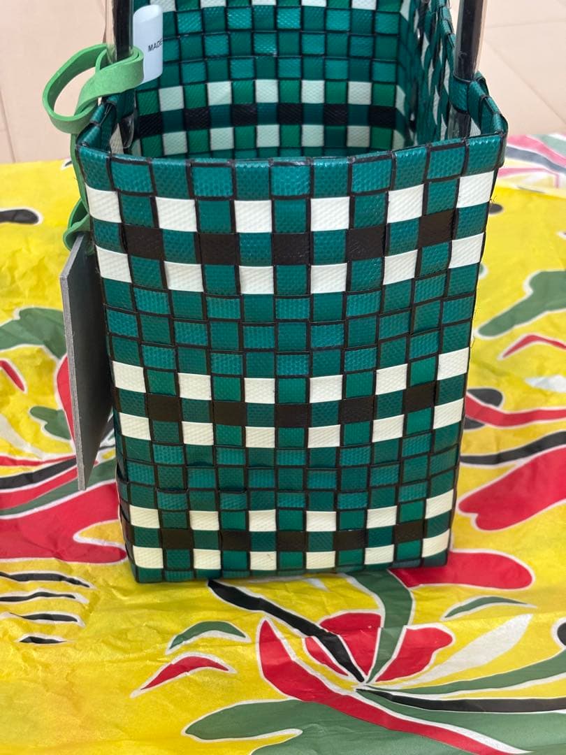 お値下げ MARNI カゴバッグ 美品 正規品