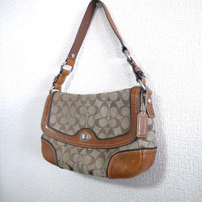 ❀ 美品　COACH　コーチ　ショルダーバッグ　シグネチャー　キャンバス　レザー