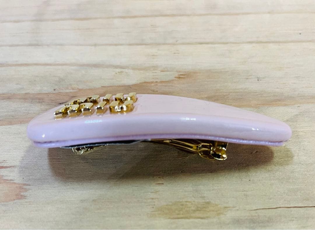美品 miu miu ミュウミュウ ロゴ ヘアバレッタ ピンク