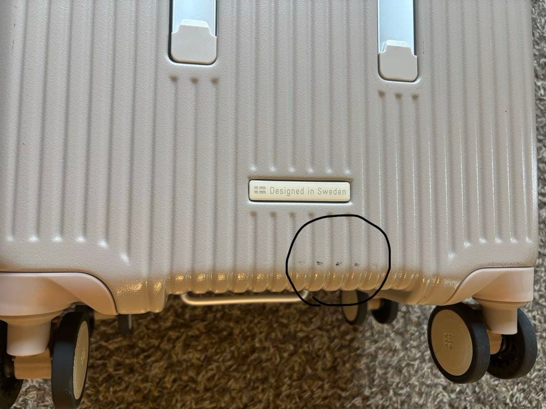 innovator 75L キャリーケース カフェラテ　美品