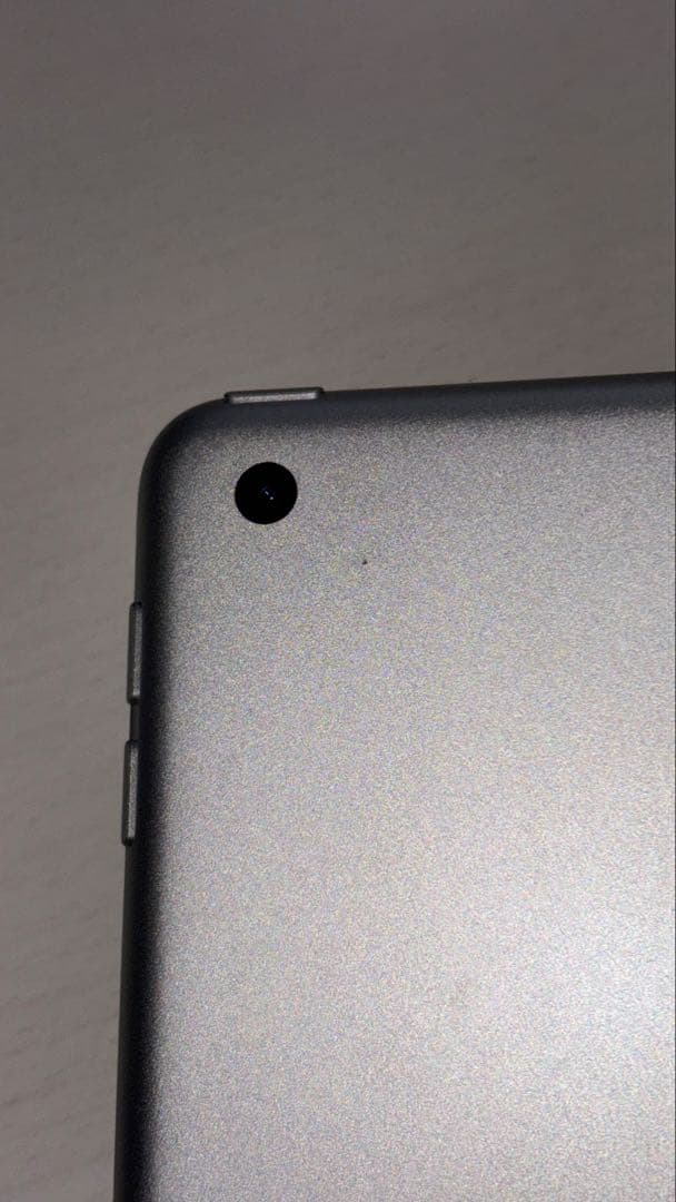 iPad第8世代 本体 シルバー WiFi 32GB 箱あり