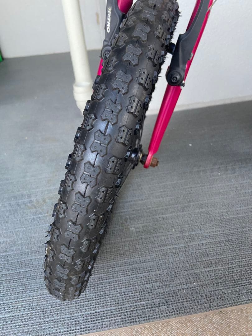 ヨツバサイクル　ピンク　18インチ