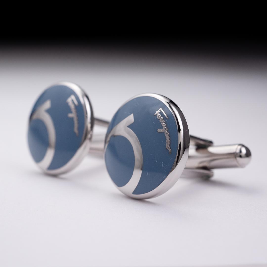 フェラガモ ブルーエナメルガンチーニ カフスボタン FERRAGAMO