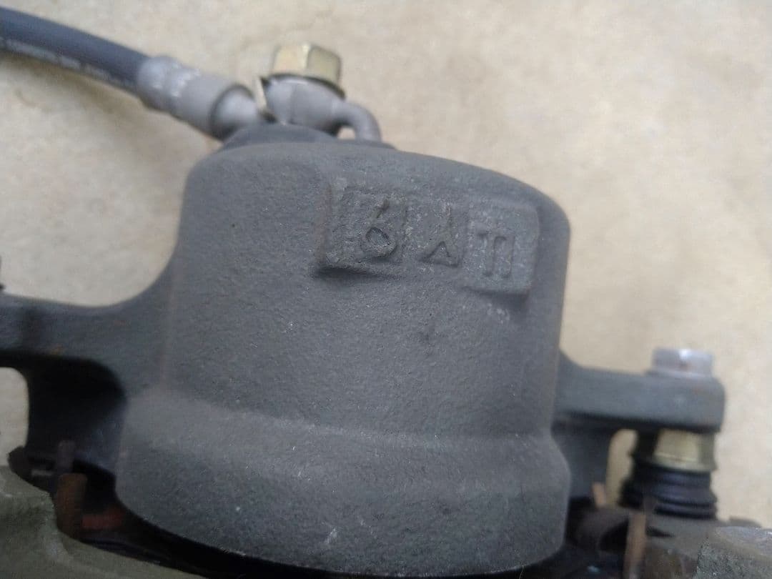 JZS171 後期ブレーキキャリパー ほぼ新品