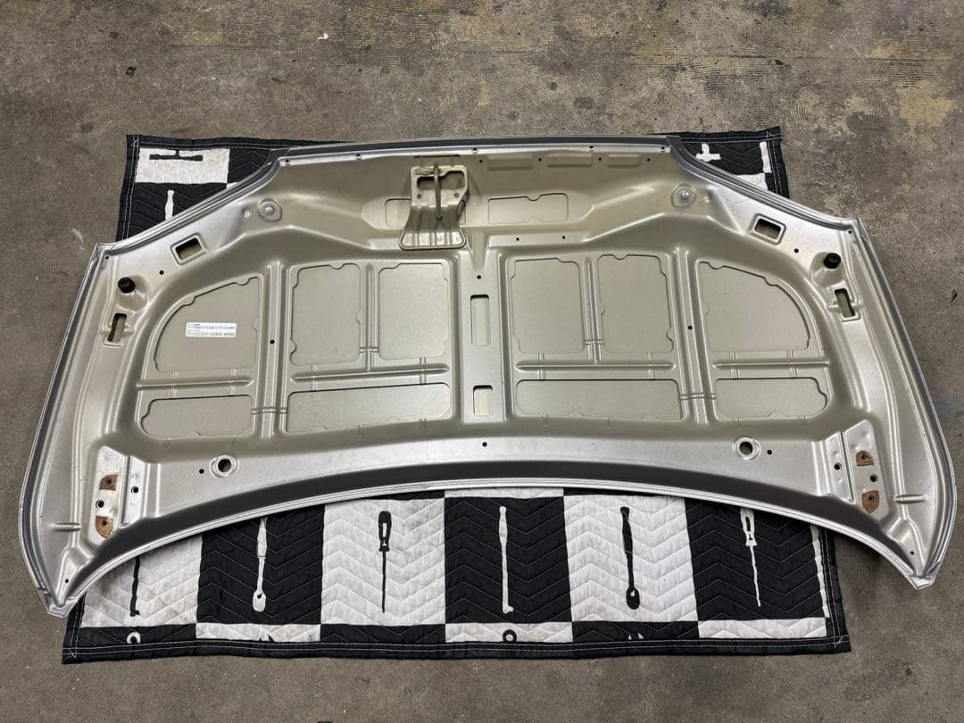 アルトワークス　ha36s ボンネット　純正　ZVC