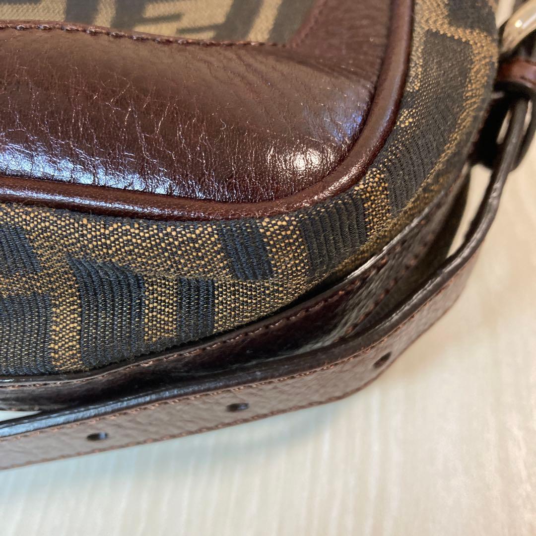 FENDI フェンディ バッグ ズッカ ムートン ショルダー 斜め掛け2WAY