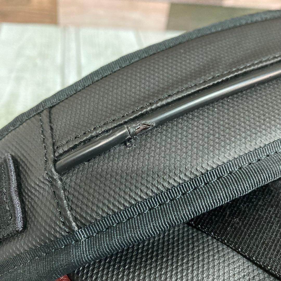 ✨極美品✨　タケオキクチ　現行品　B4可　PC収納　バックパック　ブラック　黒