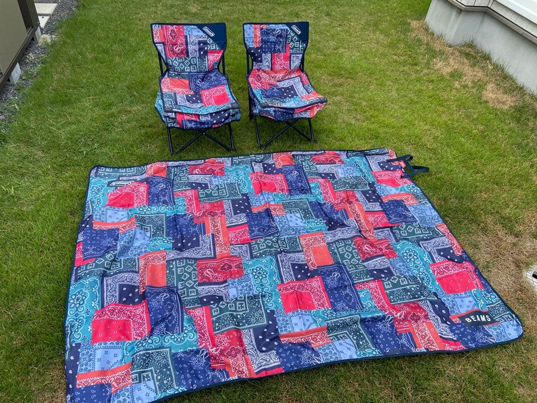 Coleman × beams 別注　アウトドア　レジャーシート、チェア2脚