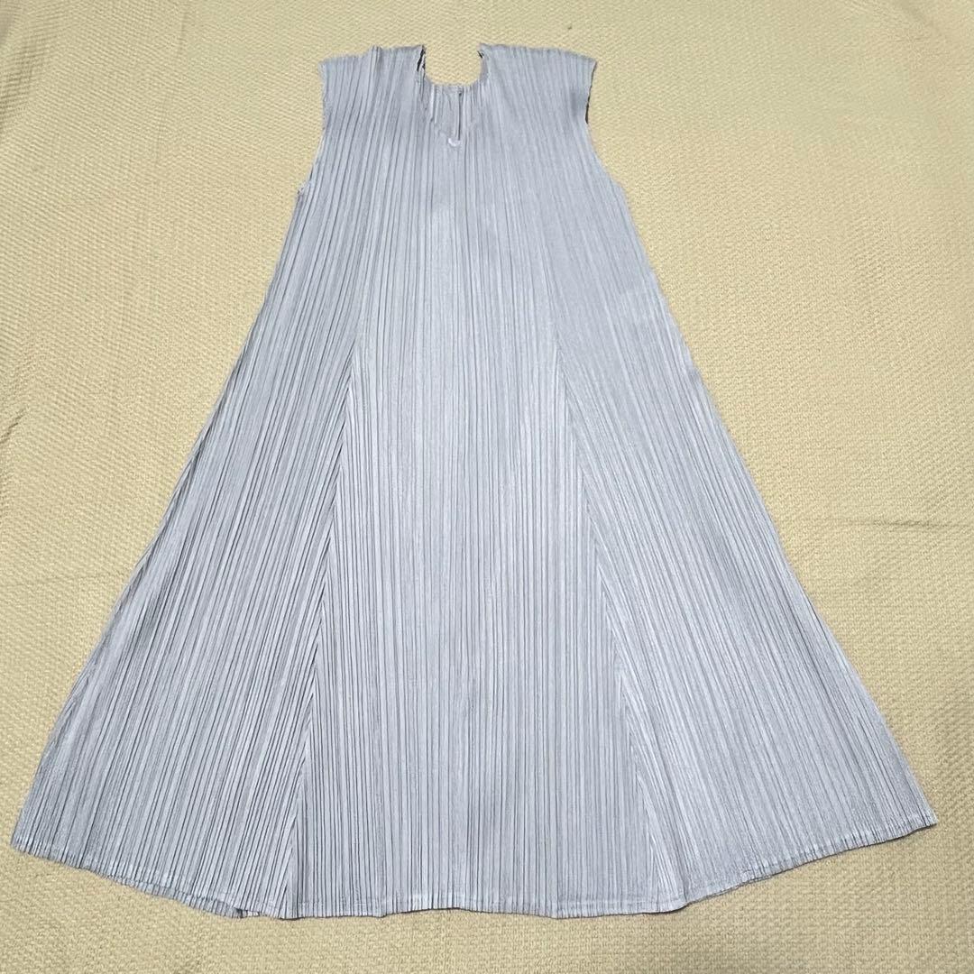 PLEATSPLEASE イッセイミヤケ チュニックワンピース　シルバーグレー