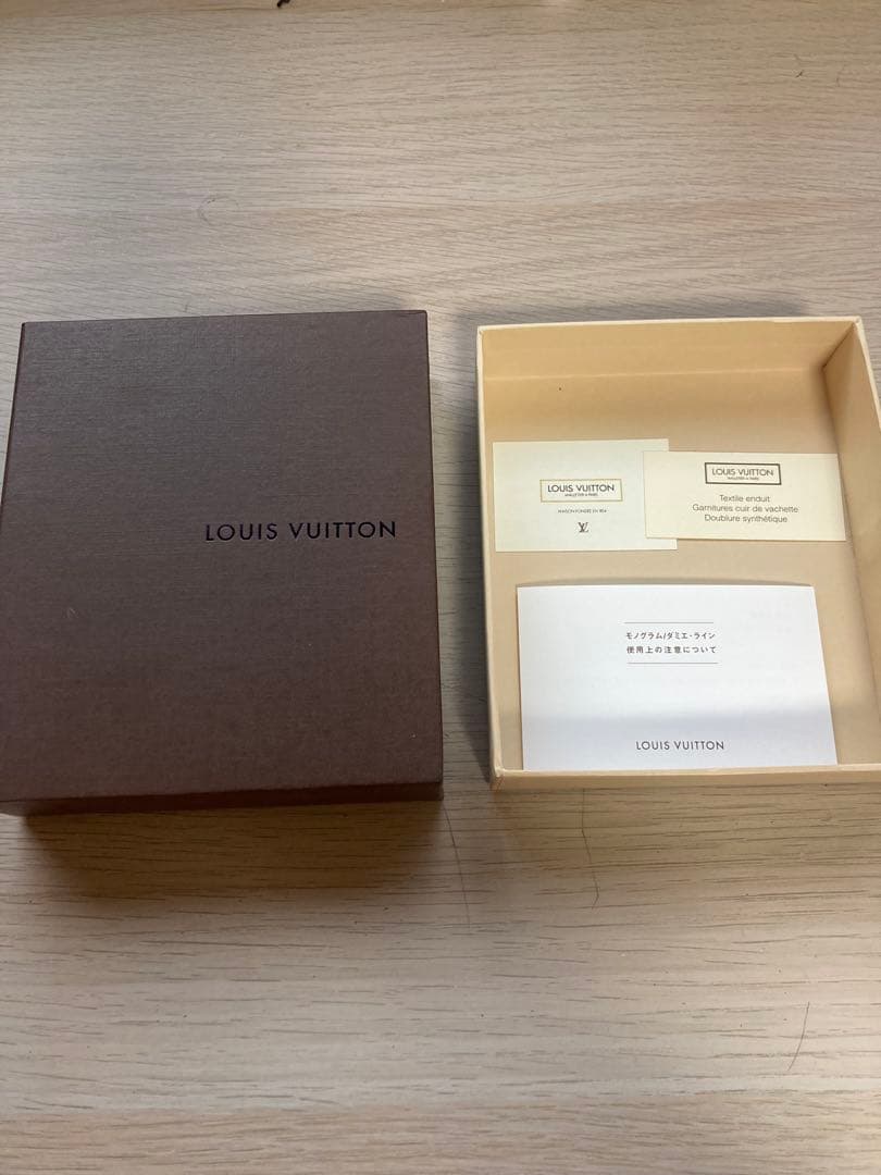 louis vuitton 財布