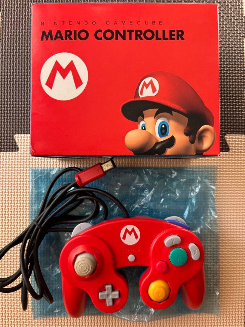 クラブニンテンドー　マリオコントローラー　ゲームキューブ