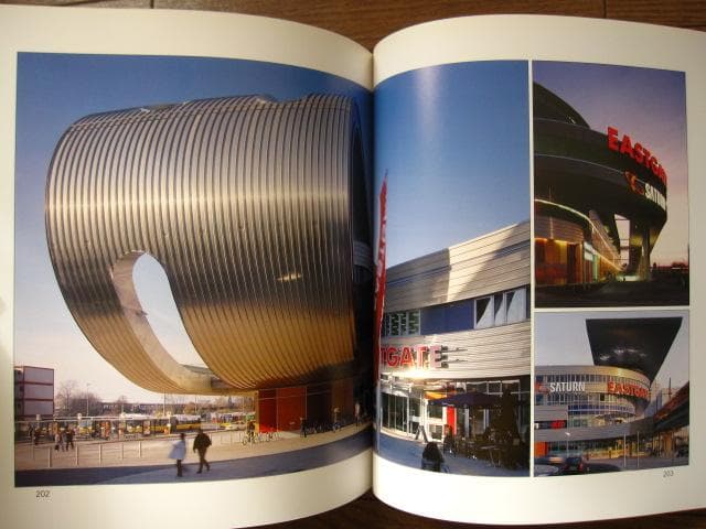 アート・デザイン・音楽 NEW SHOPPING MALLS / Carles Broto