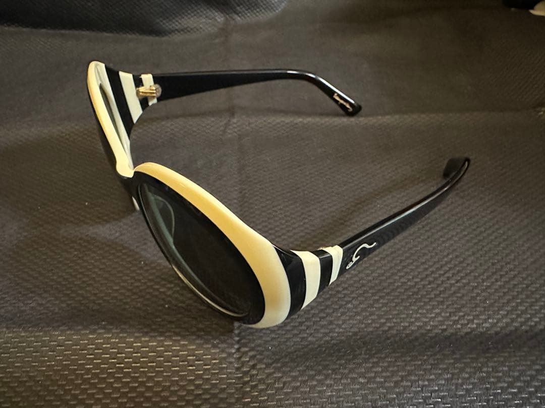 【vamprose】GURUGURU SUNGLASSES