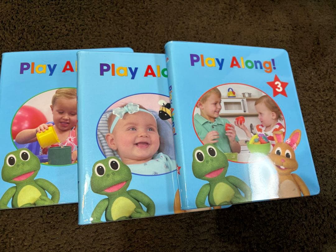 ワールドディズニーPlay Along! 幼児向け絵本セット 7冊&おもちゃ