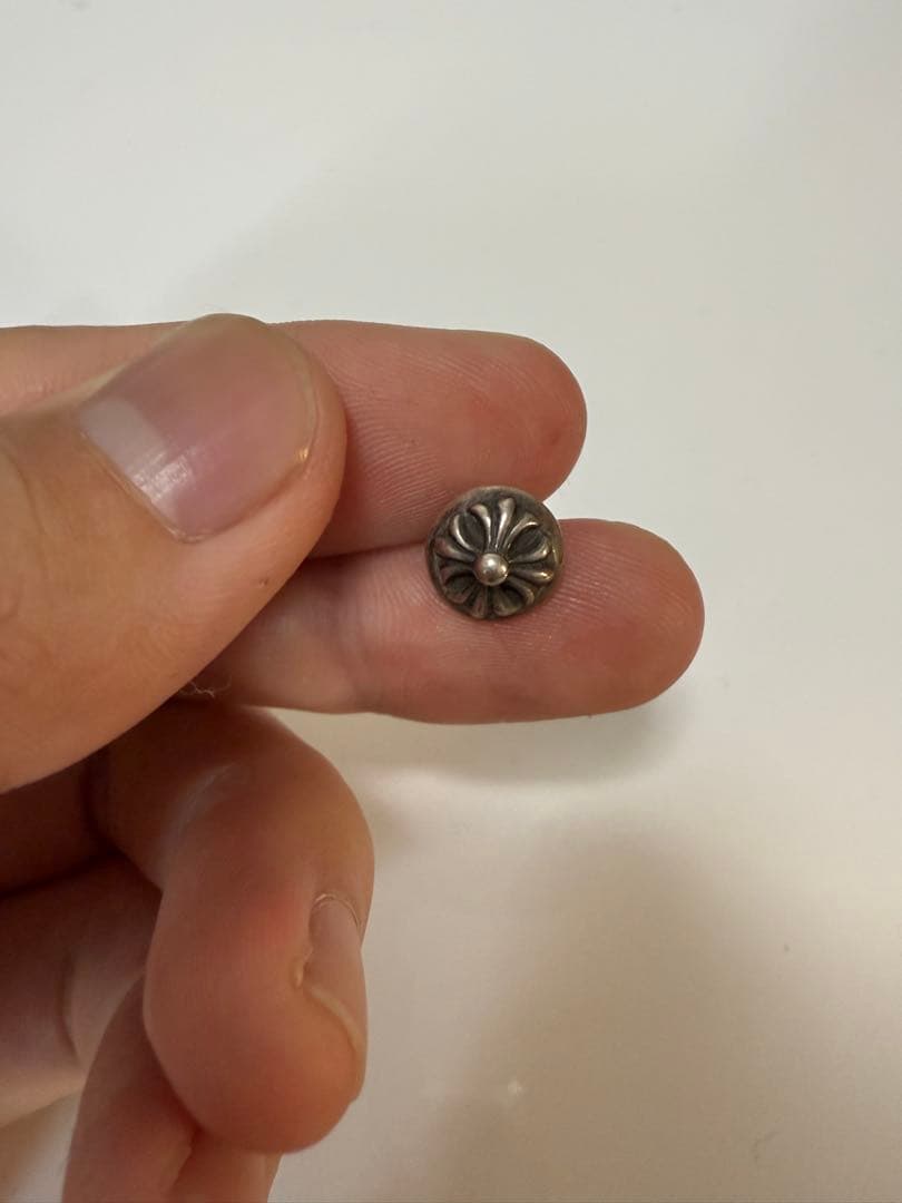 クロムハーツ　クロスボールピアス