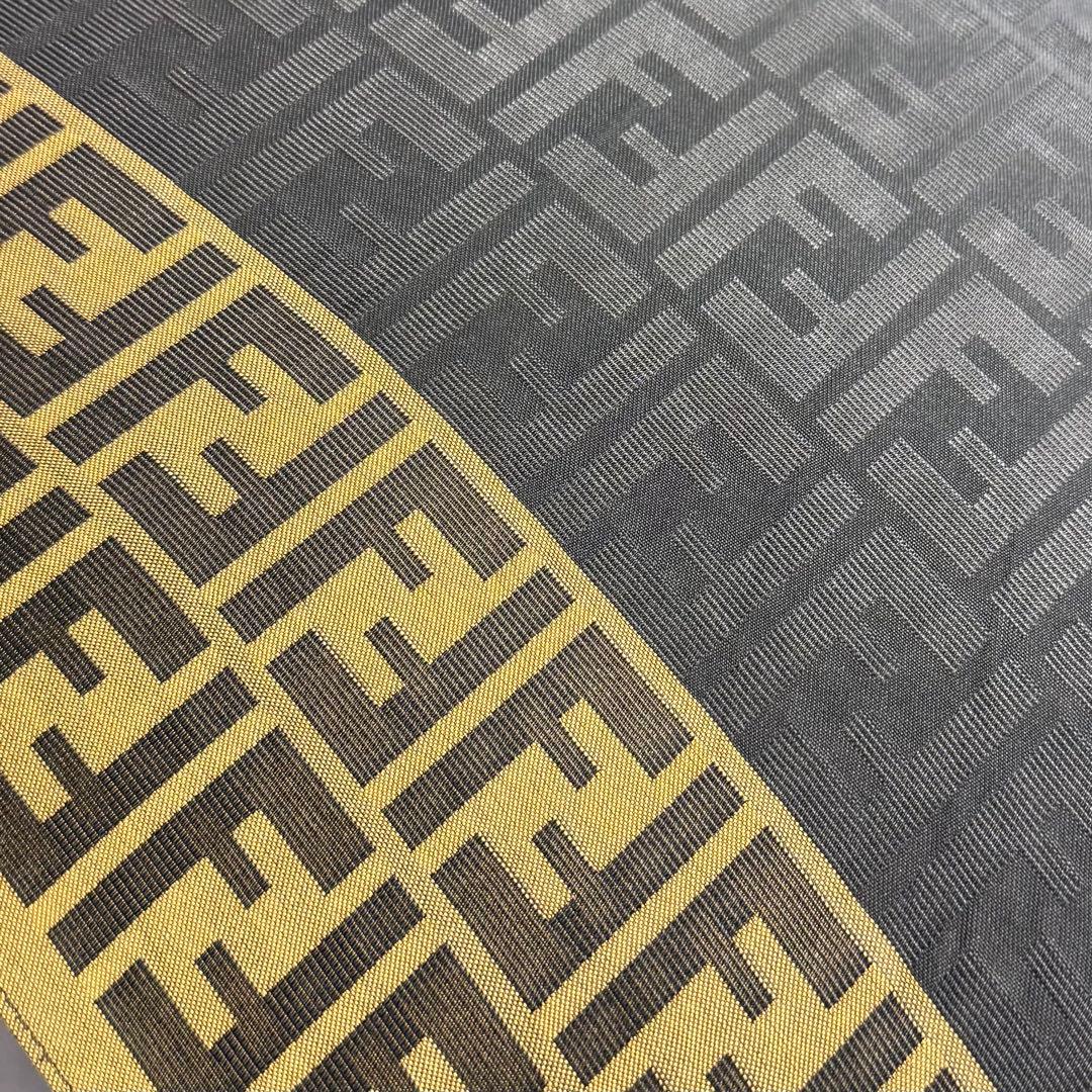 美品☆FENDI 長傘 雨傘 ズッカ柄 人気カラー FF ブラック 全長90cm