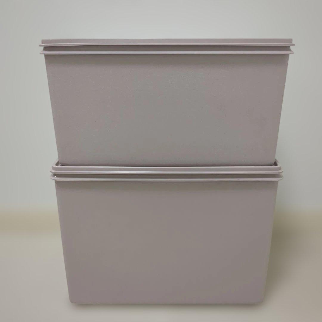 【2個セット】タッパーウェア　保存容器　衣類収納　ピンク