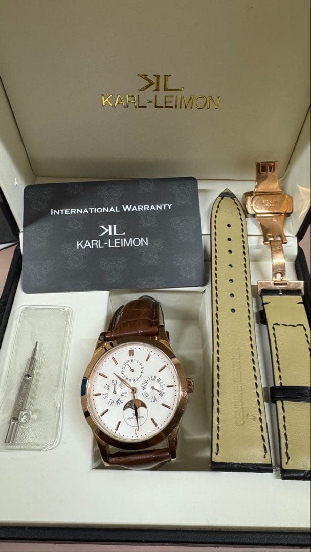ロ*ル様 KARL-LEIMON ホワイトダイヤル レザーベルト 時計