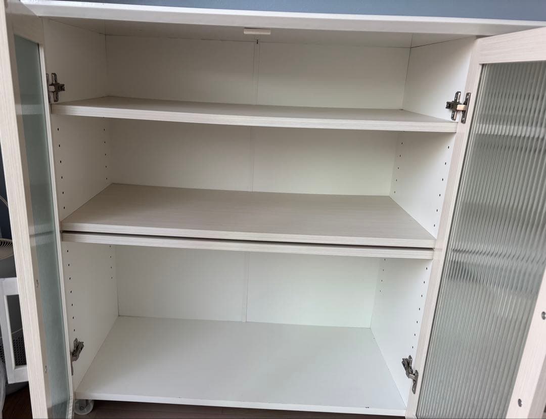 東京インテリア食器棚