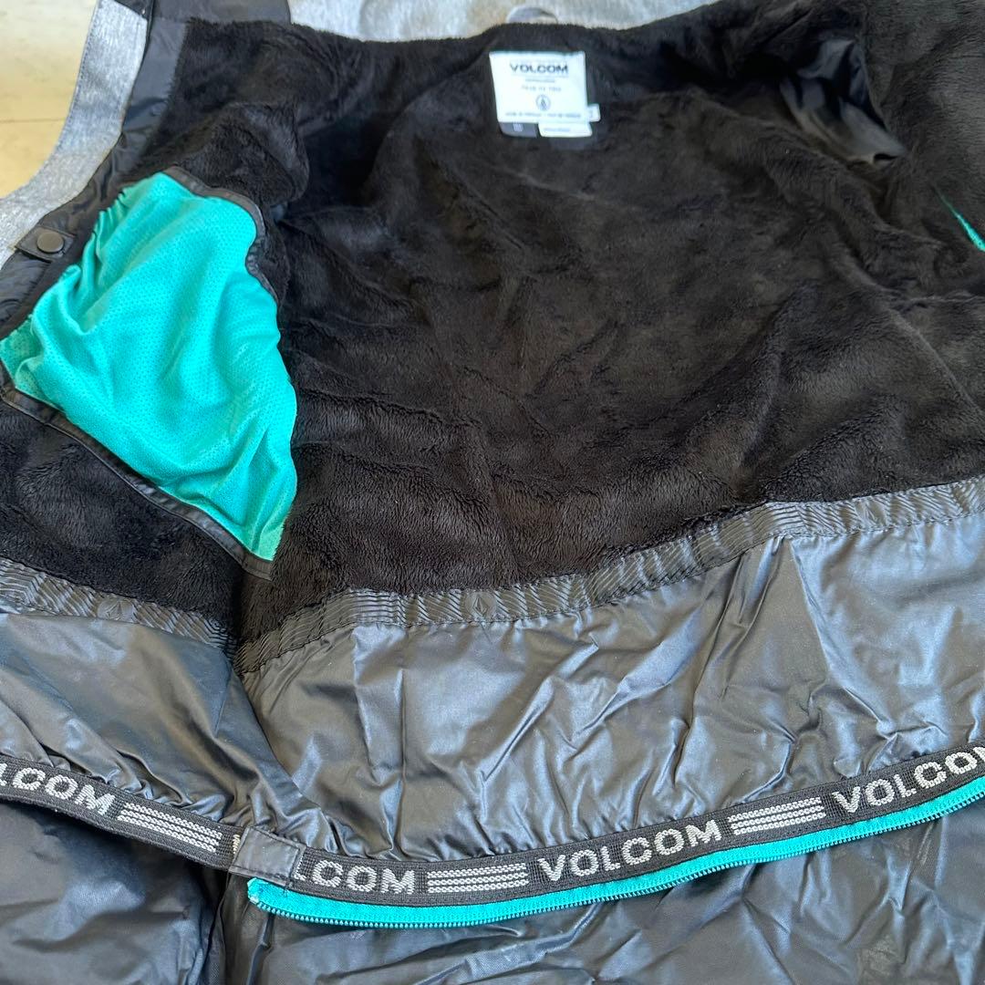 Volcom スノーボードウェア　ジャケット　M