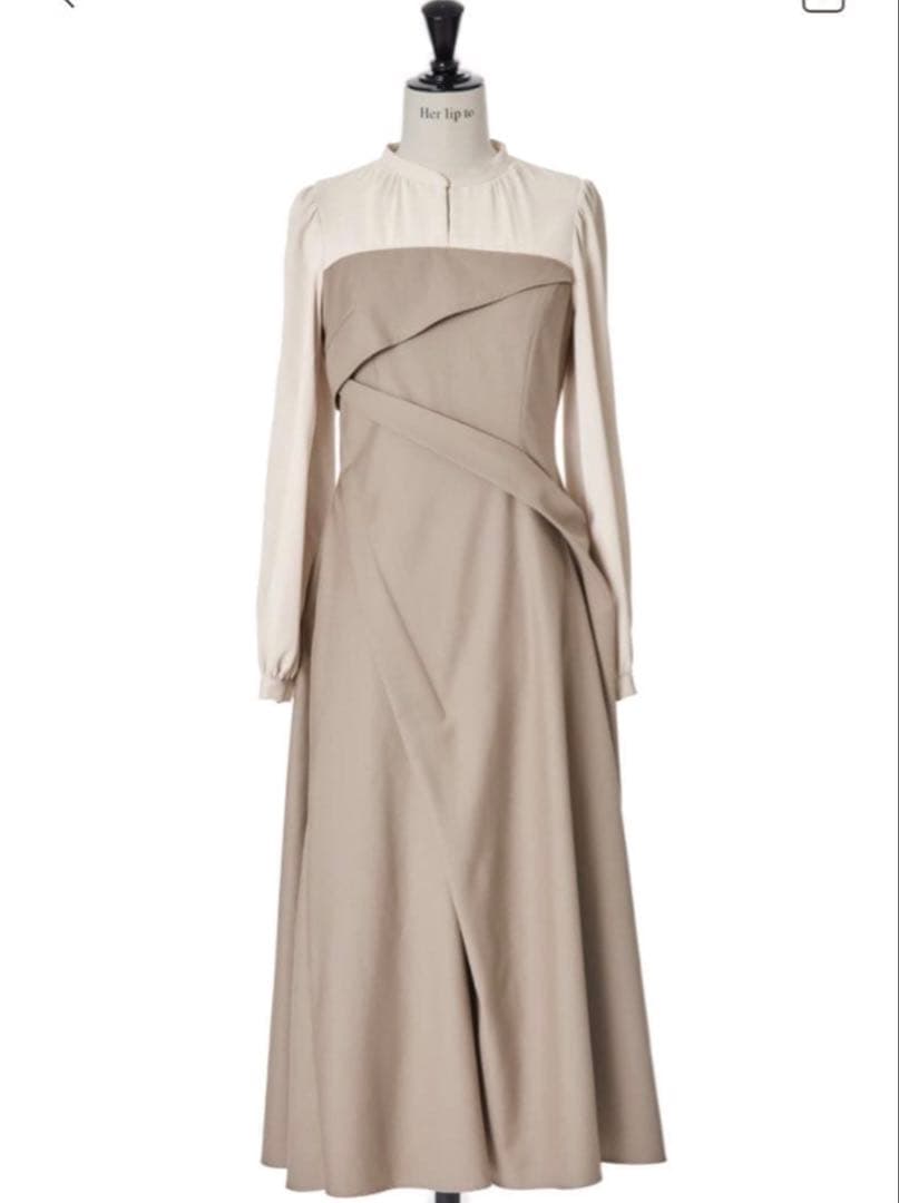 未使用タグ付き✨️ Herlipto Bicolor Draped Dress