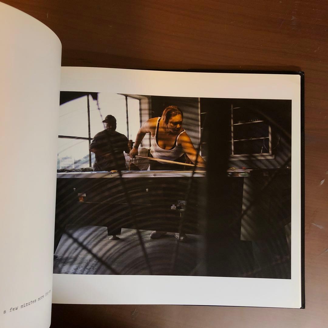 ユージン・リチャーズ Red Ball of Sun Slipping Down