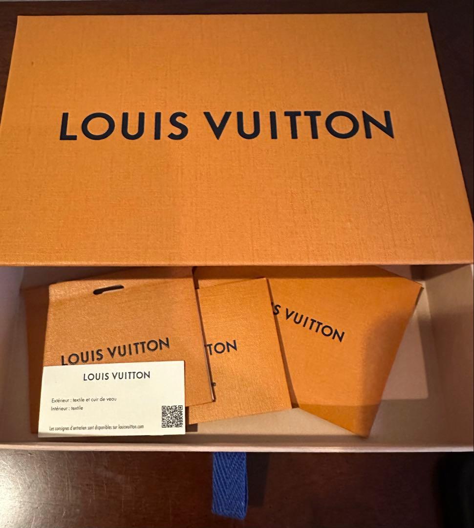 LOUIS VUITTON iPhone15pro ケースモノグラム