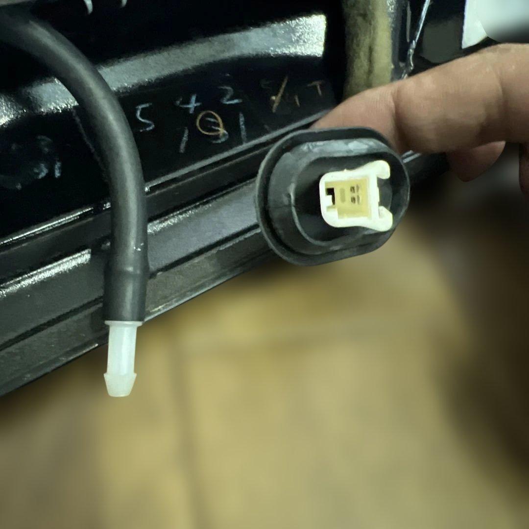 ホンダ GK3 フィット 純正 リア ルーフ テールゲート ウイング スポイラー