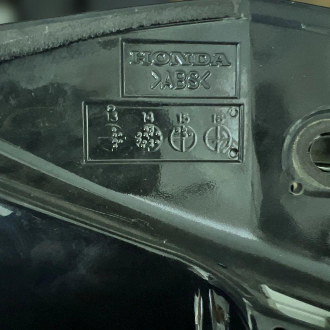 ホンダ GK3 フィット 純正 リア ルーフ テールゲート ウイング スポイラー