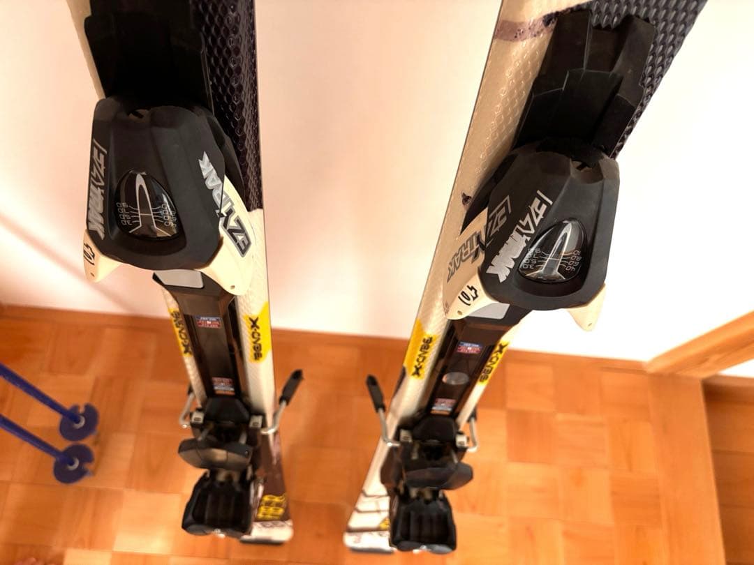 ATOMIC PERFORMER スキー 165cm ポール付き